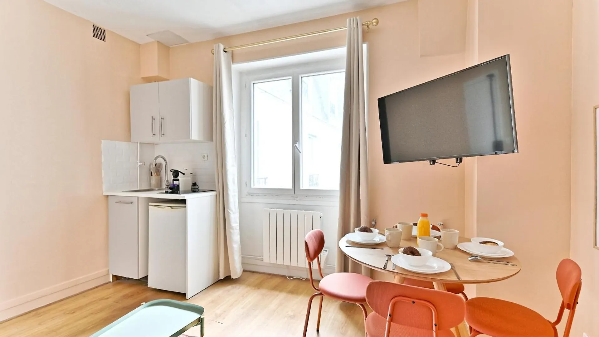 Apartment Appartement Pour 4 Proche De La Gare Montparnasse Paris France