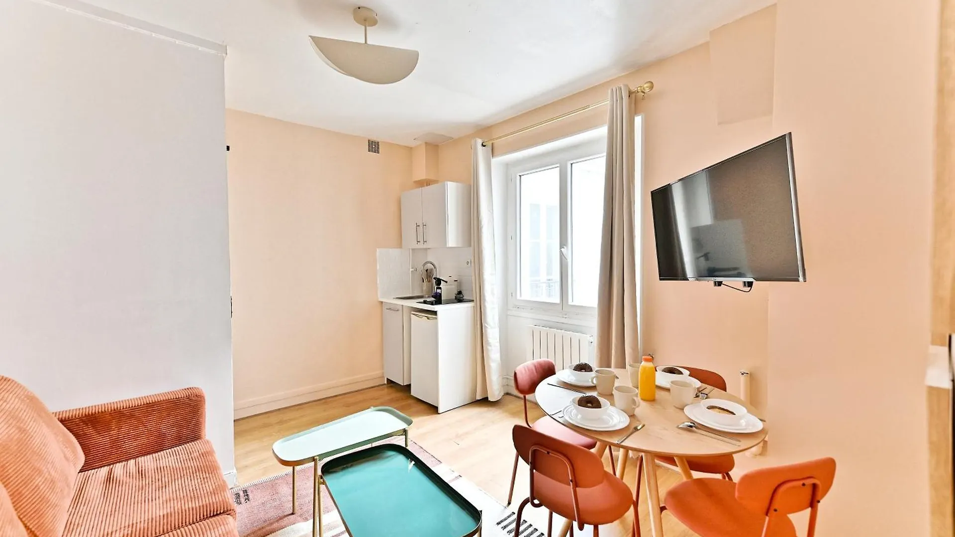 Appartement Pour 4 Proche De La Gare Montparnasse Paris